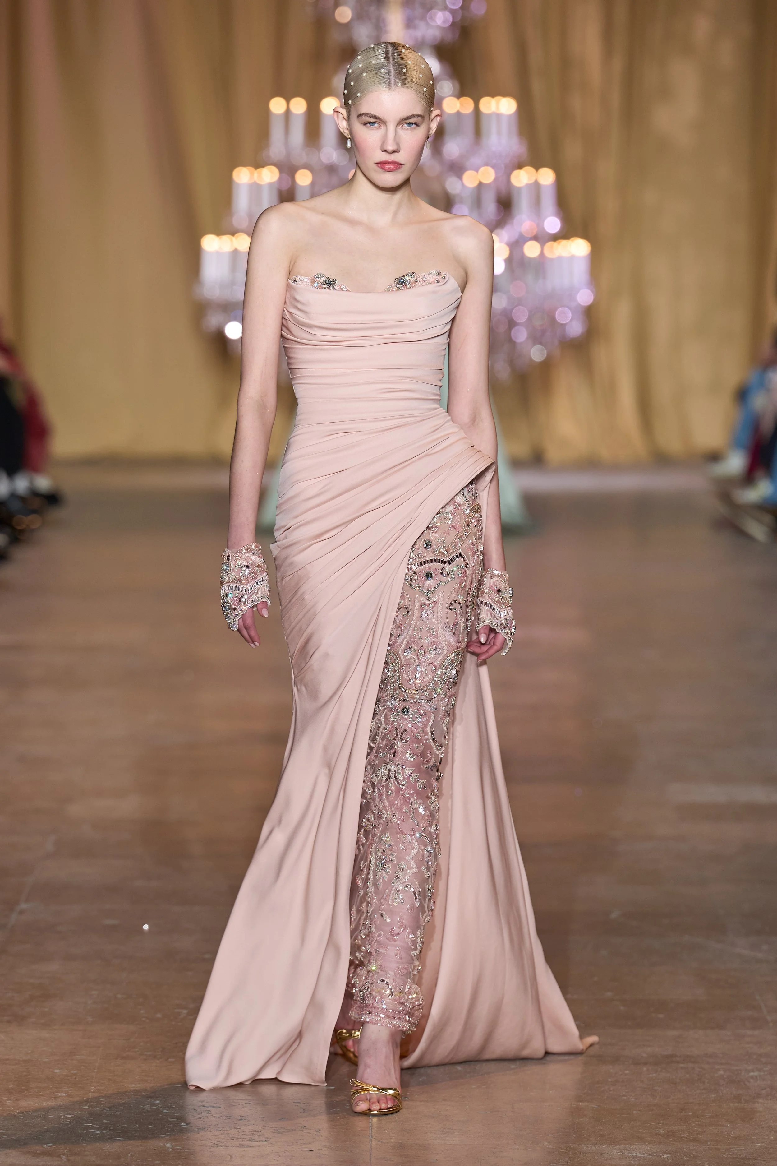 ZUHAIR MURAD HC S26 35.jpg