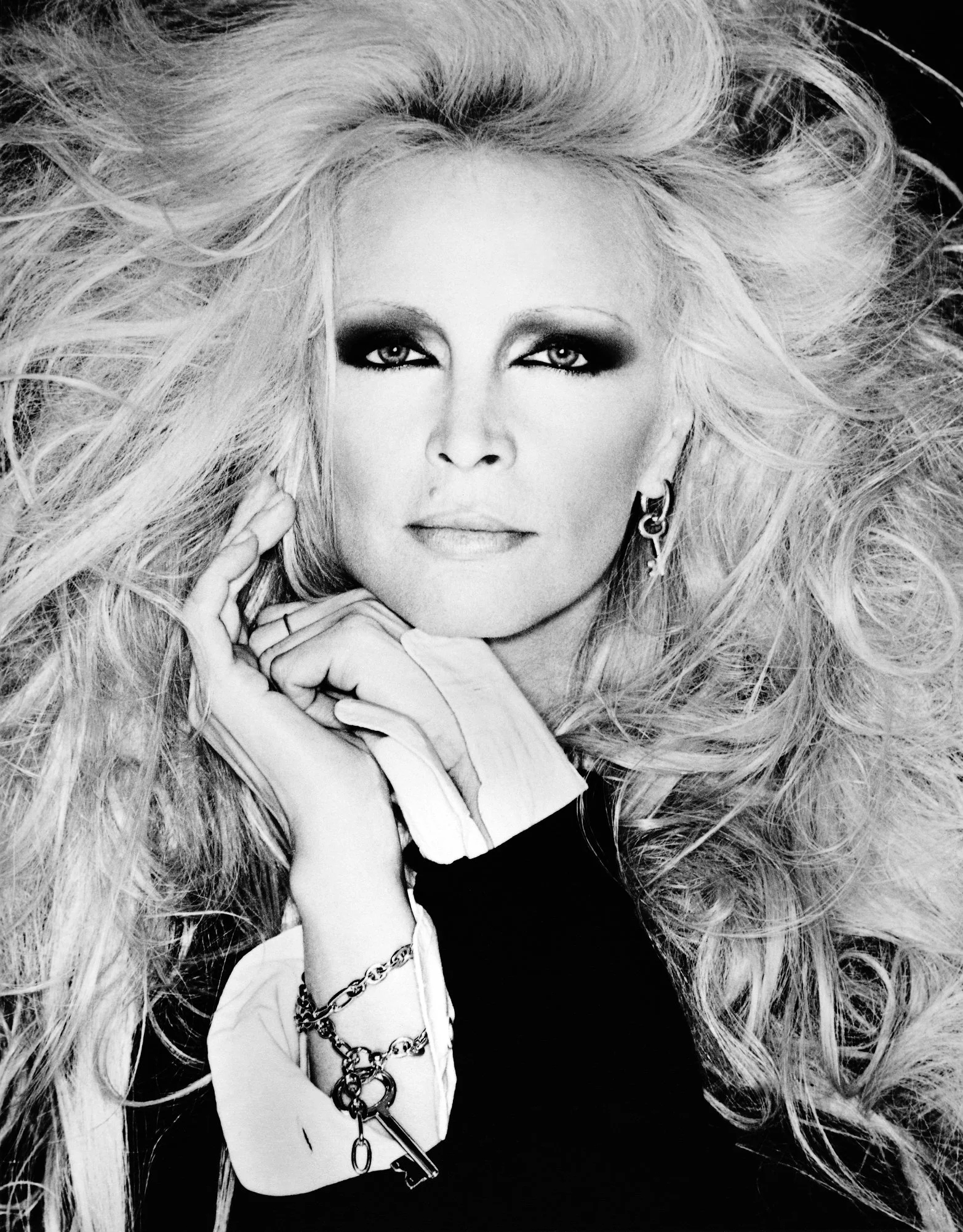 1994 – MICHEL COMTE for Pomellato_Patty Pravo.jpg
