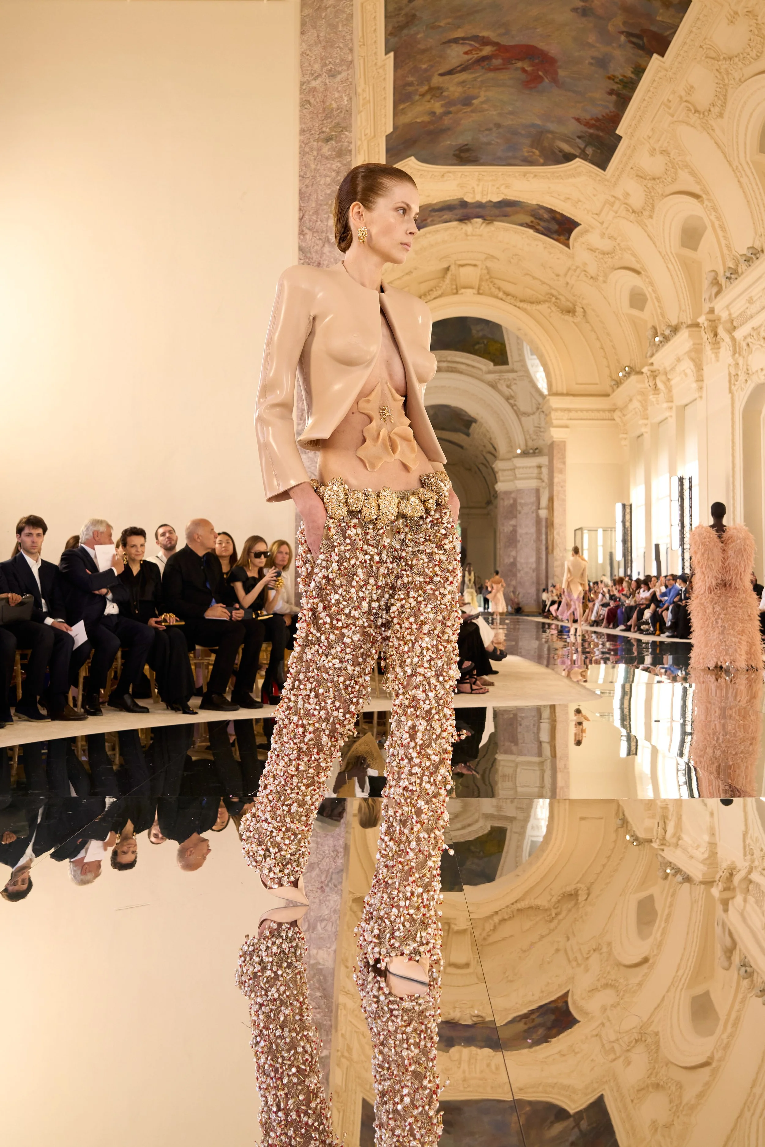 SCHIAPARELLI_HCFW2627_21.jpg