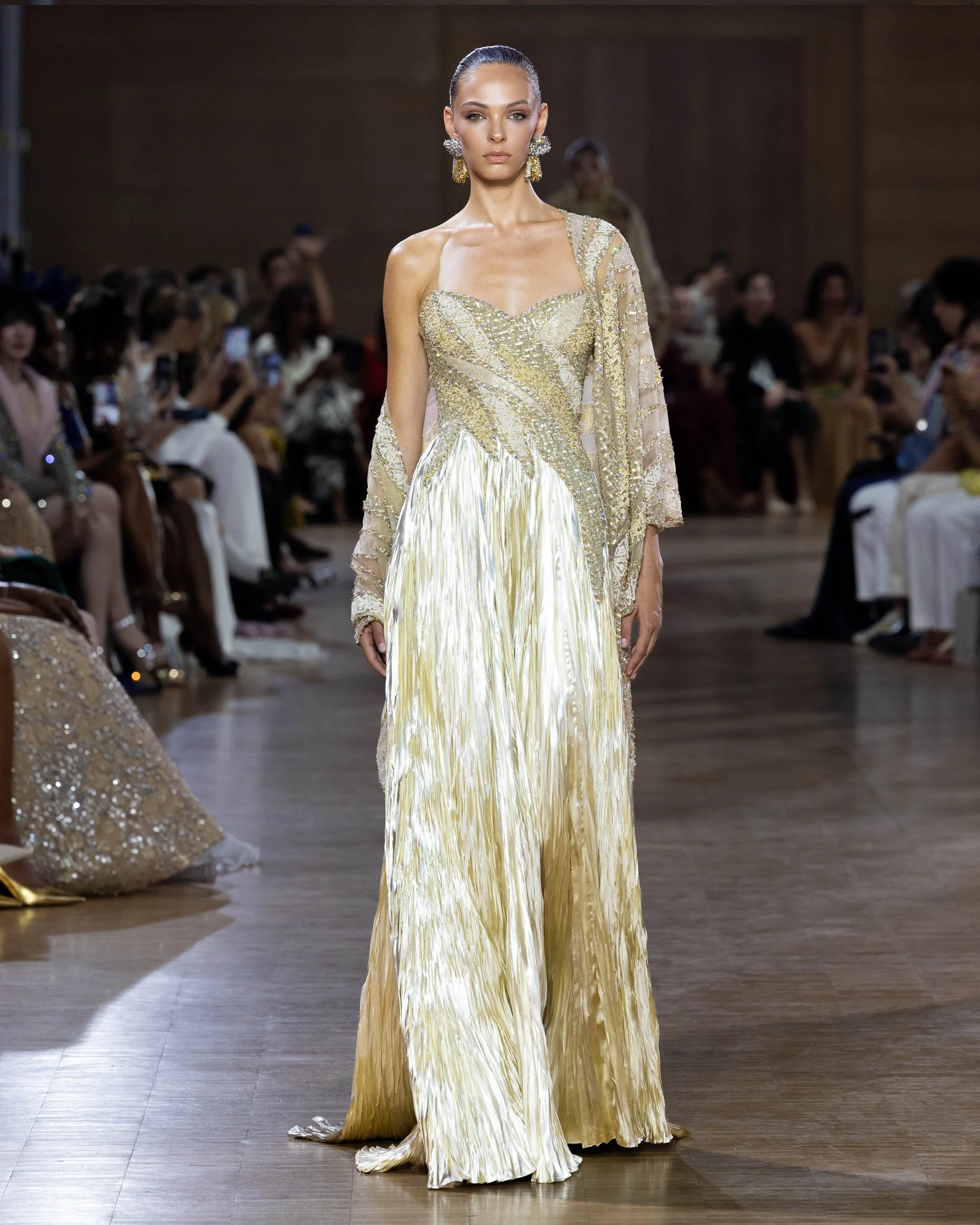 TONY-WARD-COUTURE-FW2627-FRONT-4.jpg