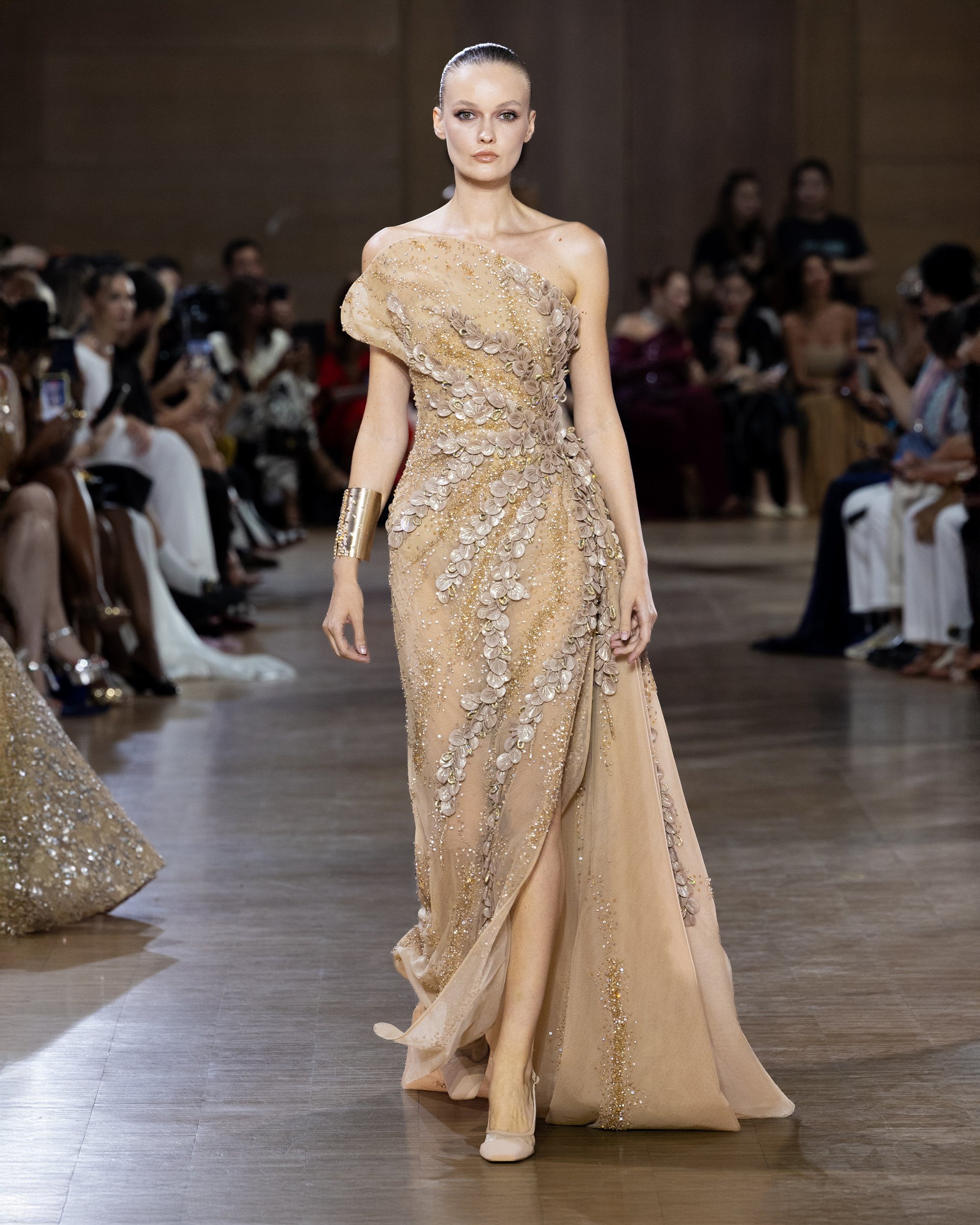 TONY-WARD-COUTURE-FW2627-FRONT-11.jpg