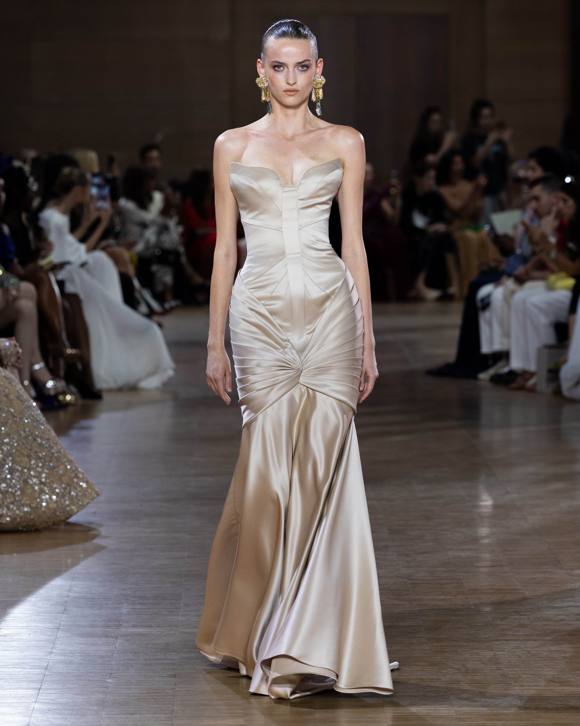 TONY-WARD-COUTURE-FW2627-FRONT-12.jpg