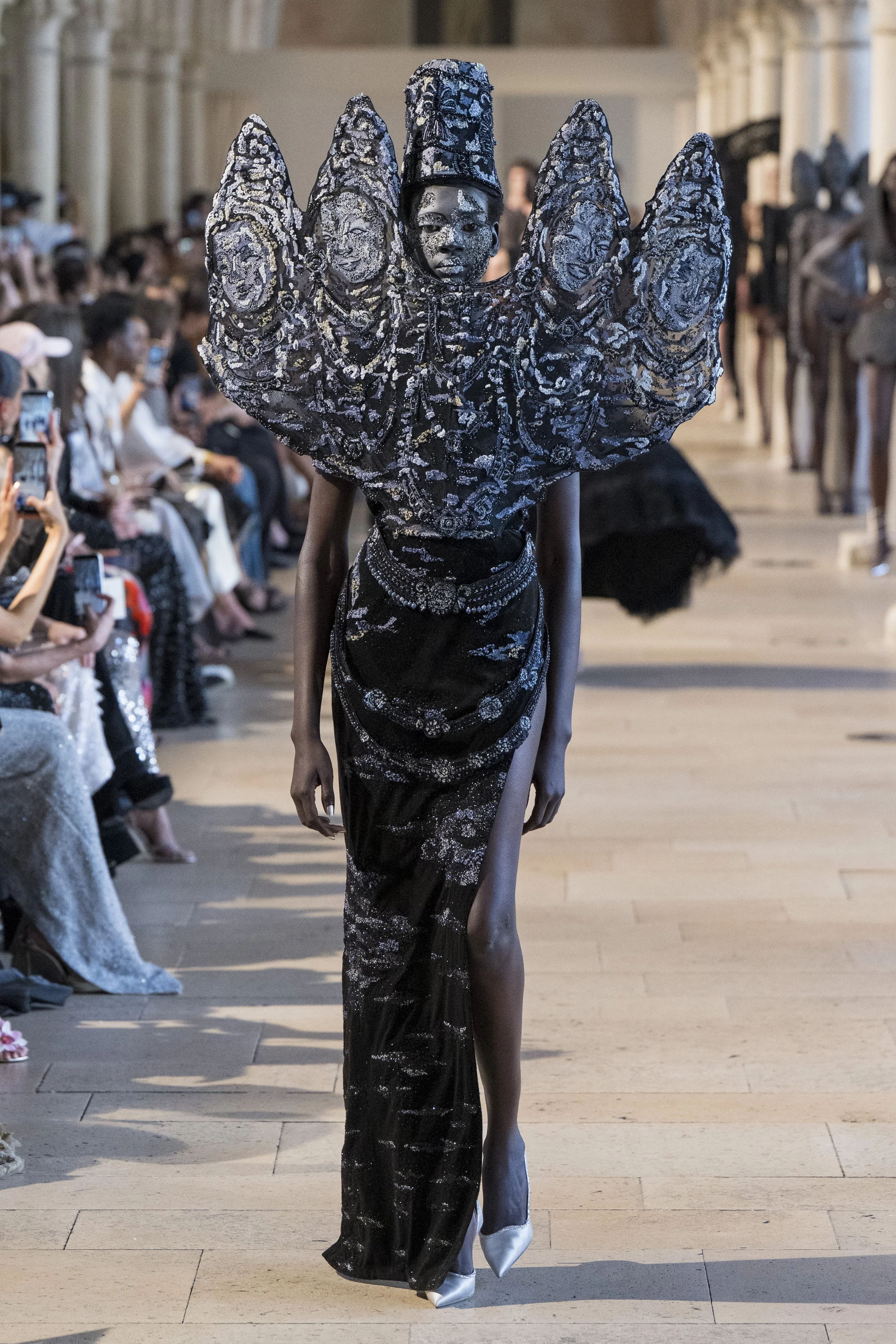 Look 10.jpg