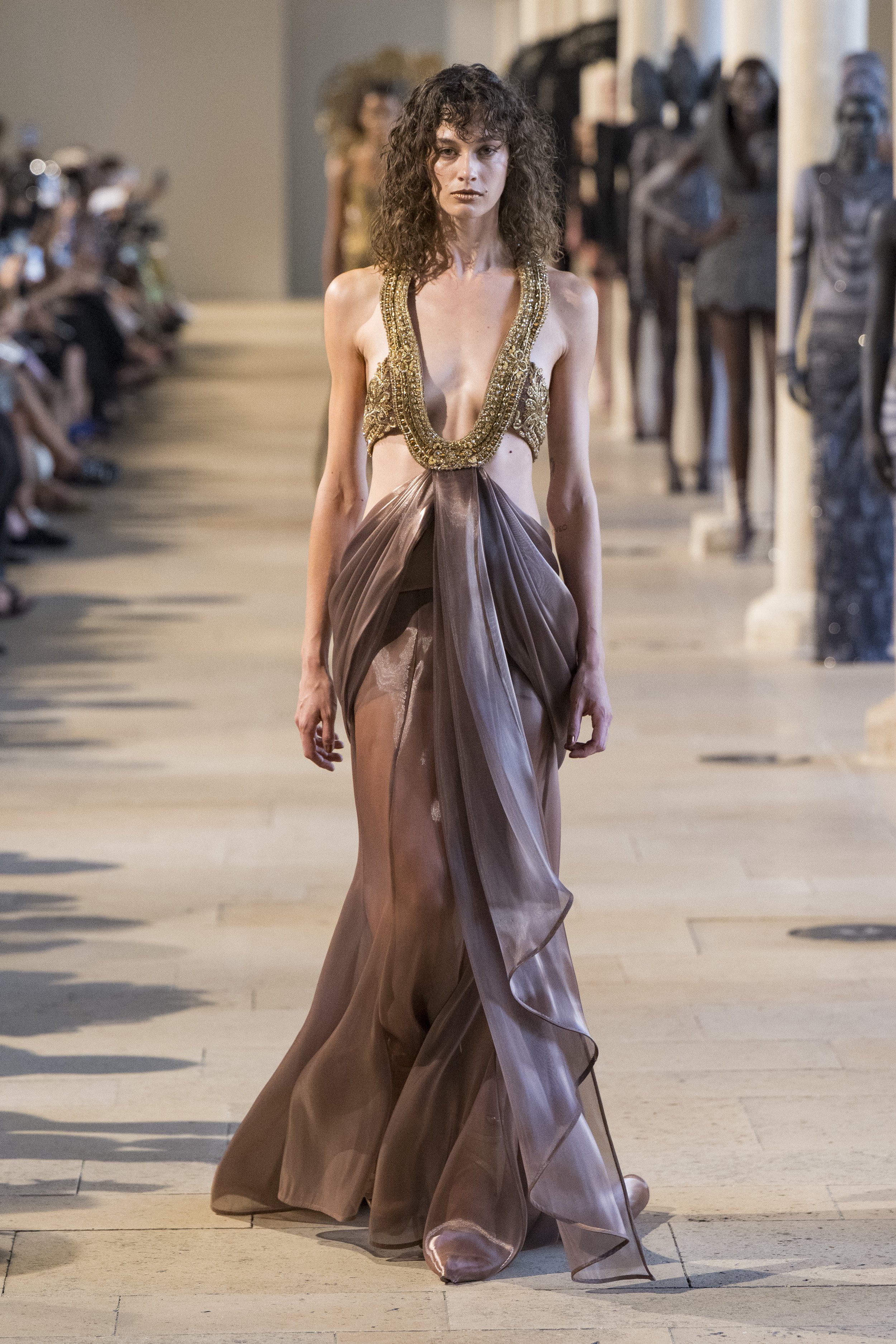 Look 18.jpg