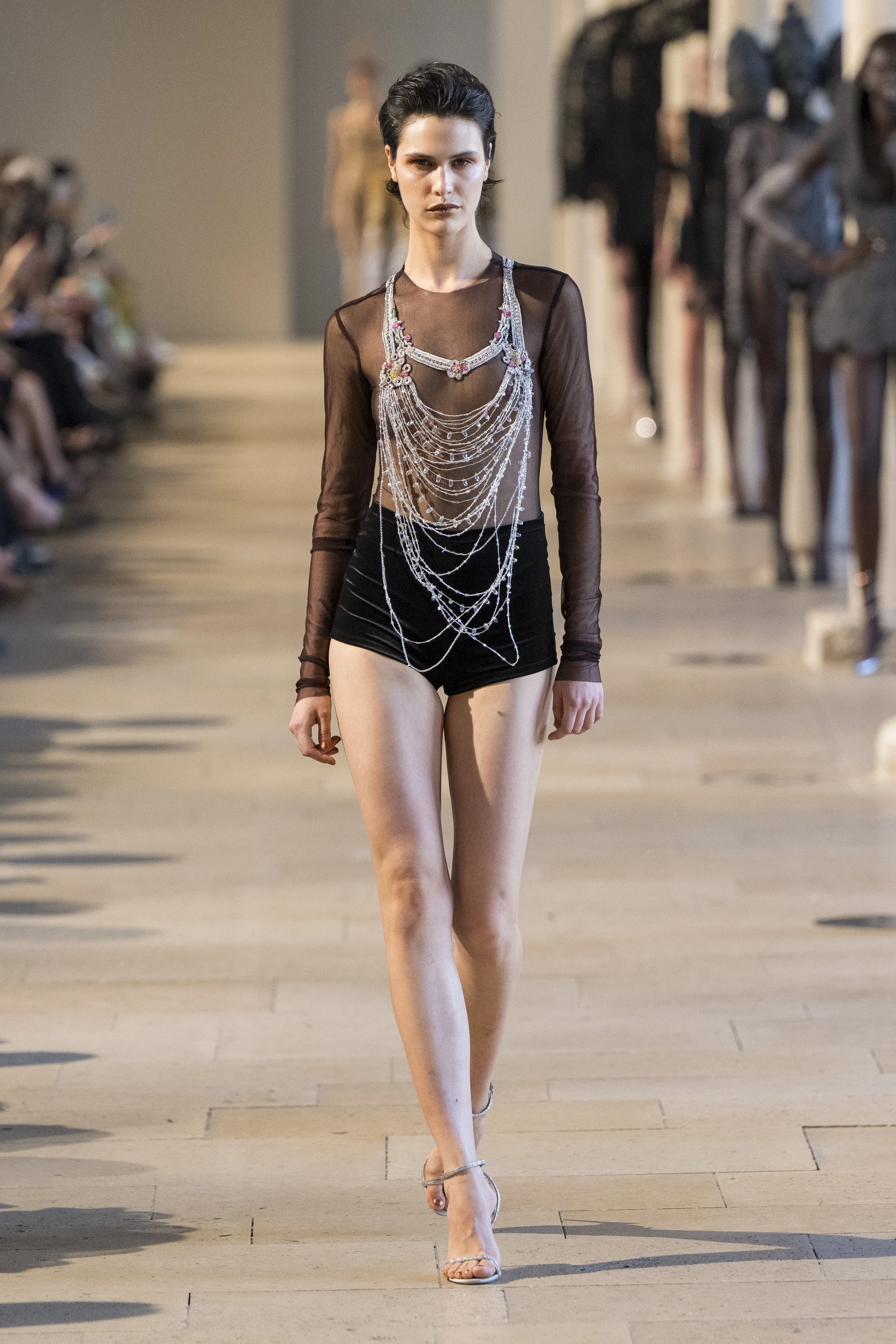 Look 32.jpg