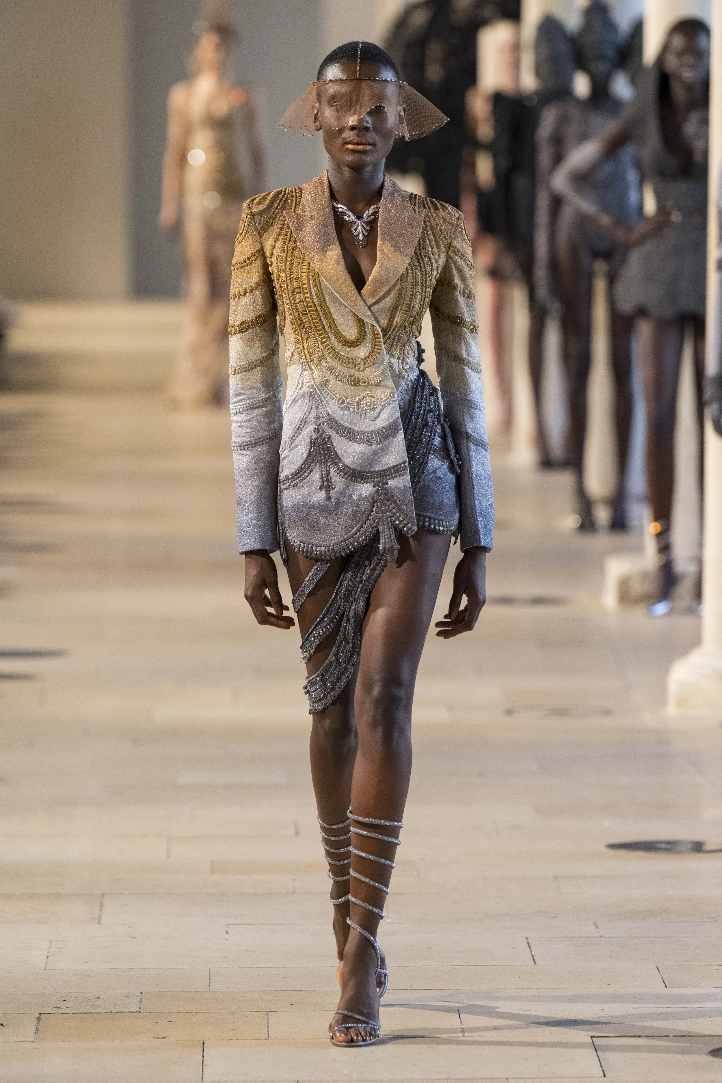 Look 33.jpg