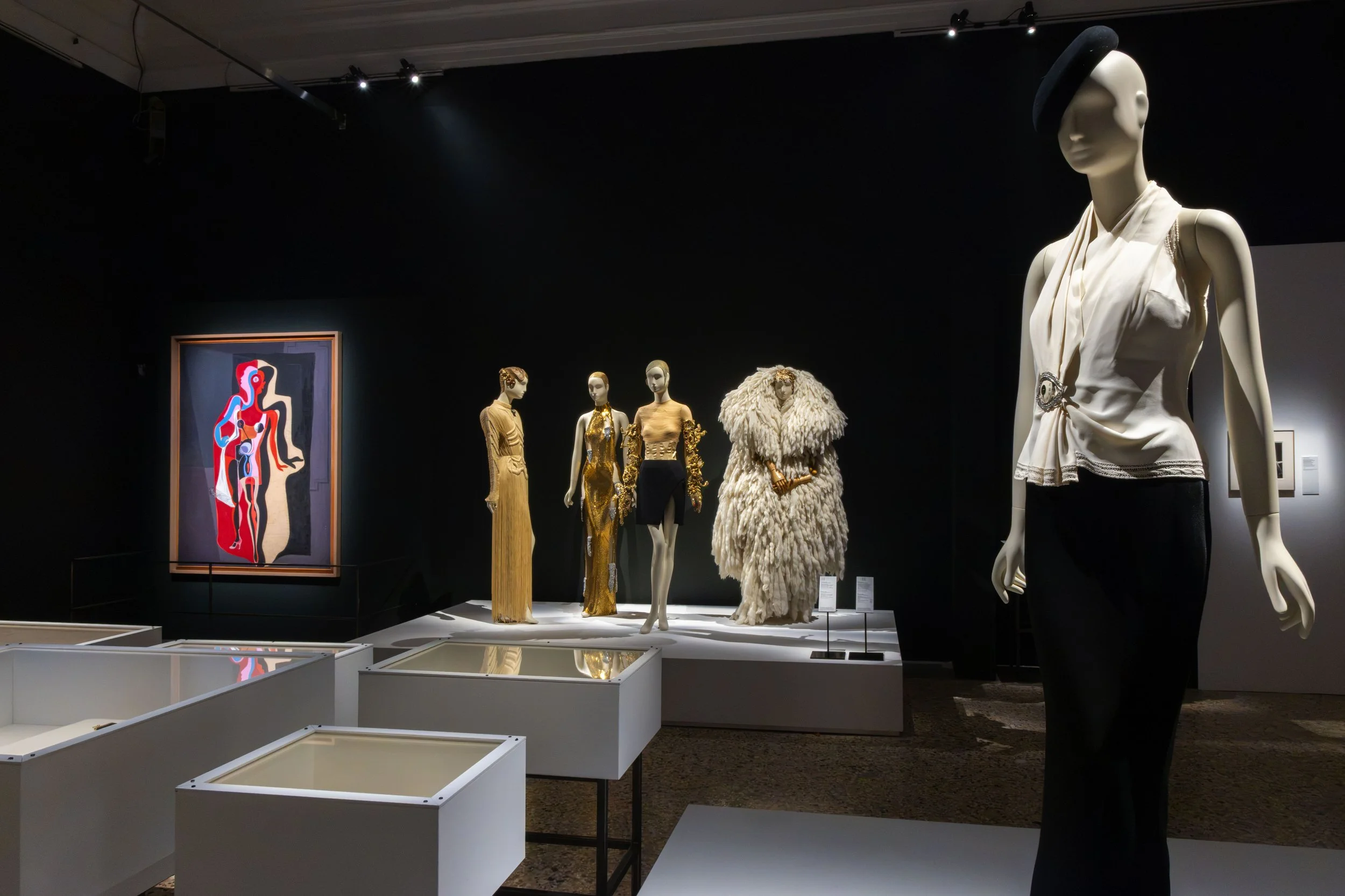 Dalí and Fashion: The Art of Making an Image