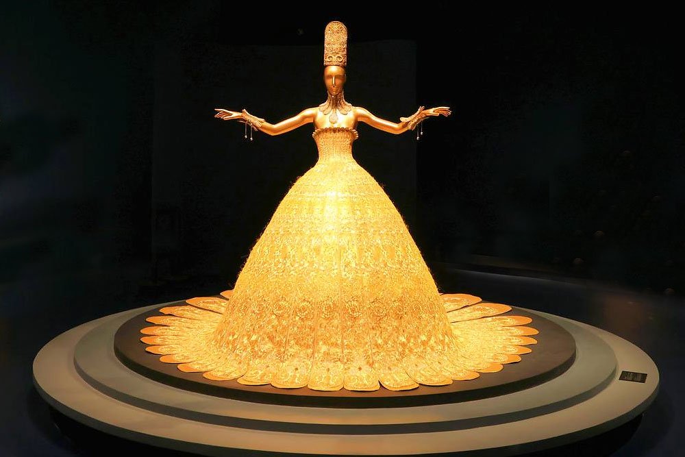 Inside Guo Pei’s Retrospective at China National Silk Museum