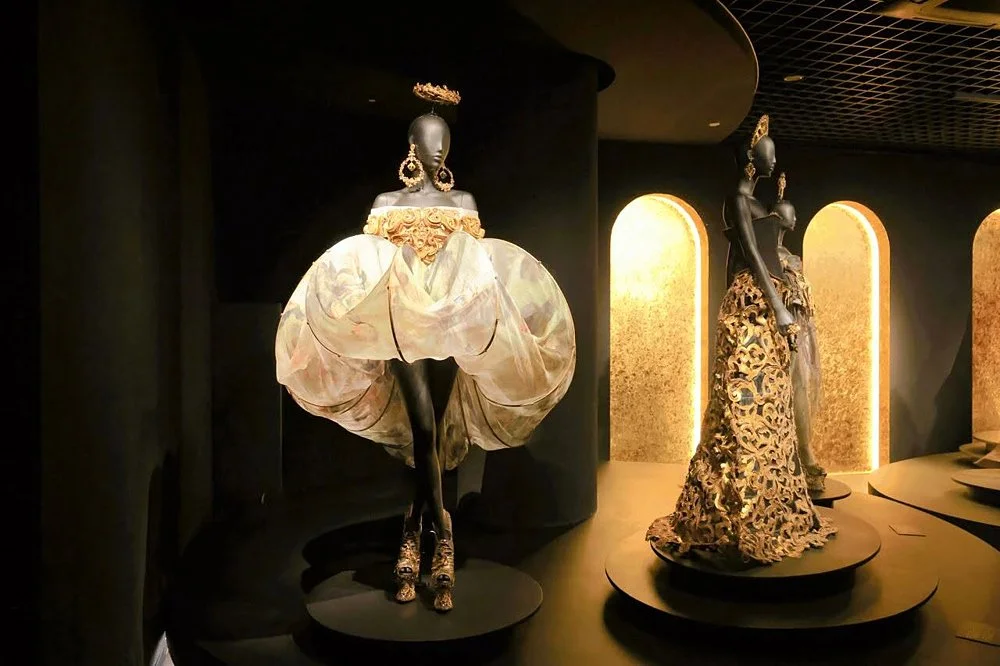 Garden-of-Ethereal-Realms-Guo-Pei-Costume-Art-Exhibition-TLO-5.jpg