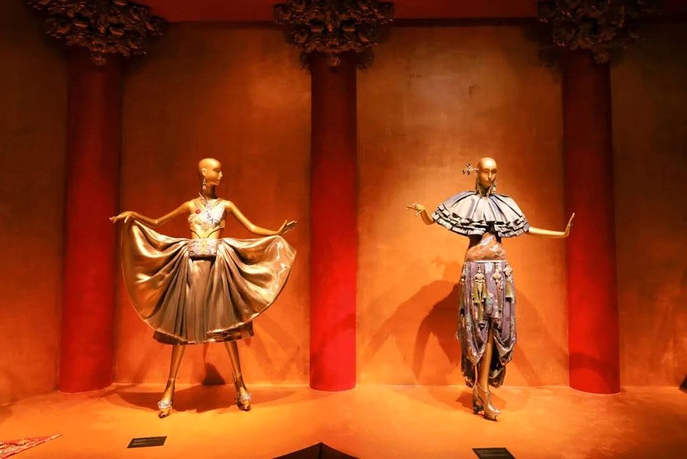 Garden-of-Ethereal-Realms-Guo-Pei-Costume-Art-Exhibition-TLO-7.jpg