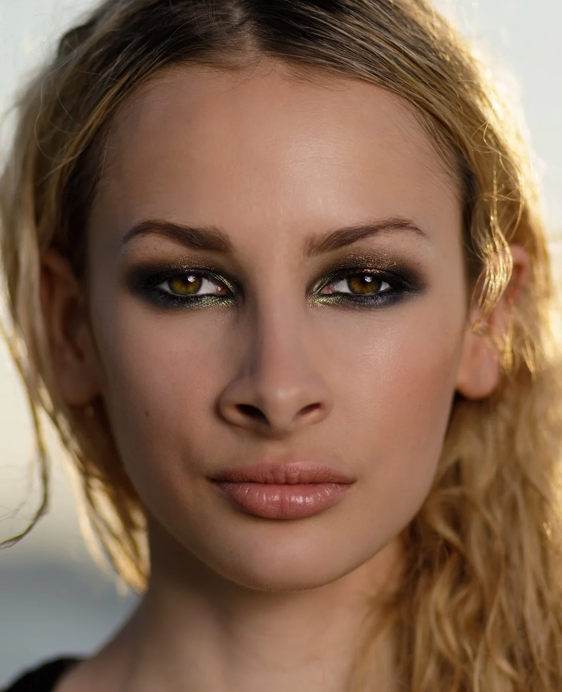 Model: Francesca Kolowrat | Photographer: Rommel C Photography