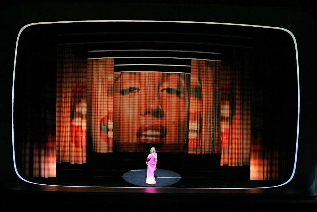  English National Opera Hyogo Performing Arts Center Photo credit: Takashi Iijima/Hyogo Performing Arts Center 