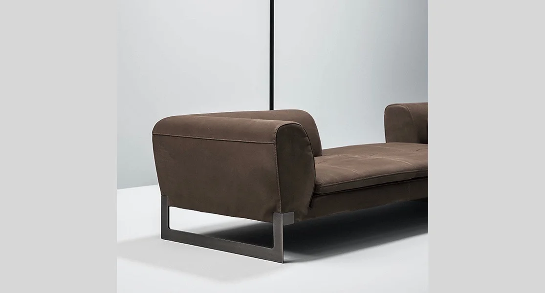 baxter-viktor-sofa-2 (1).jpg