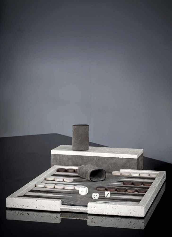 BACKGAMMON.jpg
