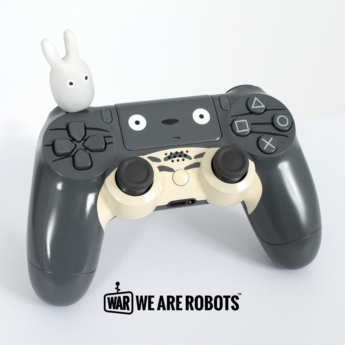 WAR Customs - PS4 Controller - Totoro