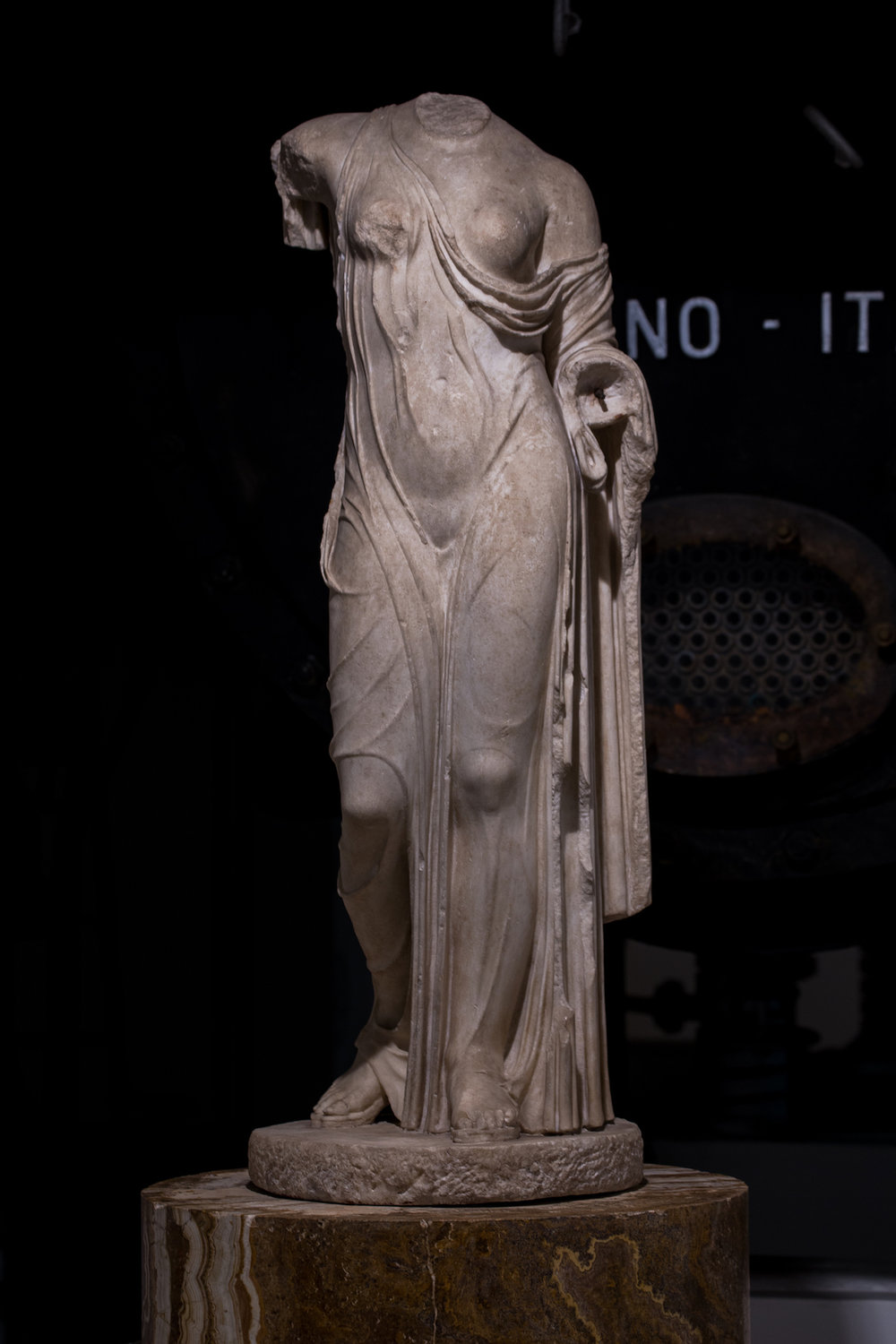 Statuette of Aphrodite_1st half 1st century BC.JPG