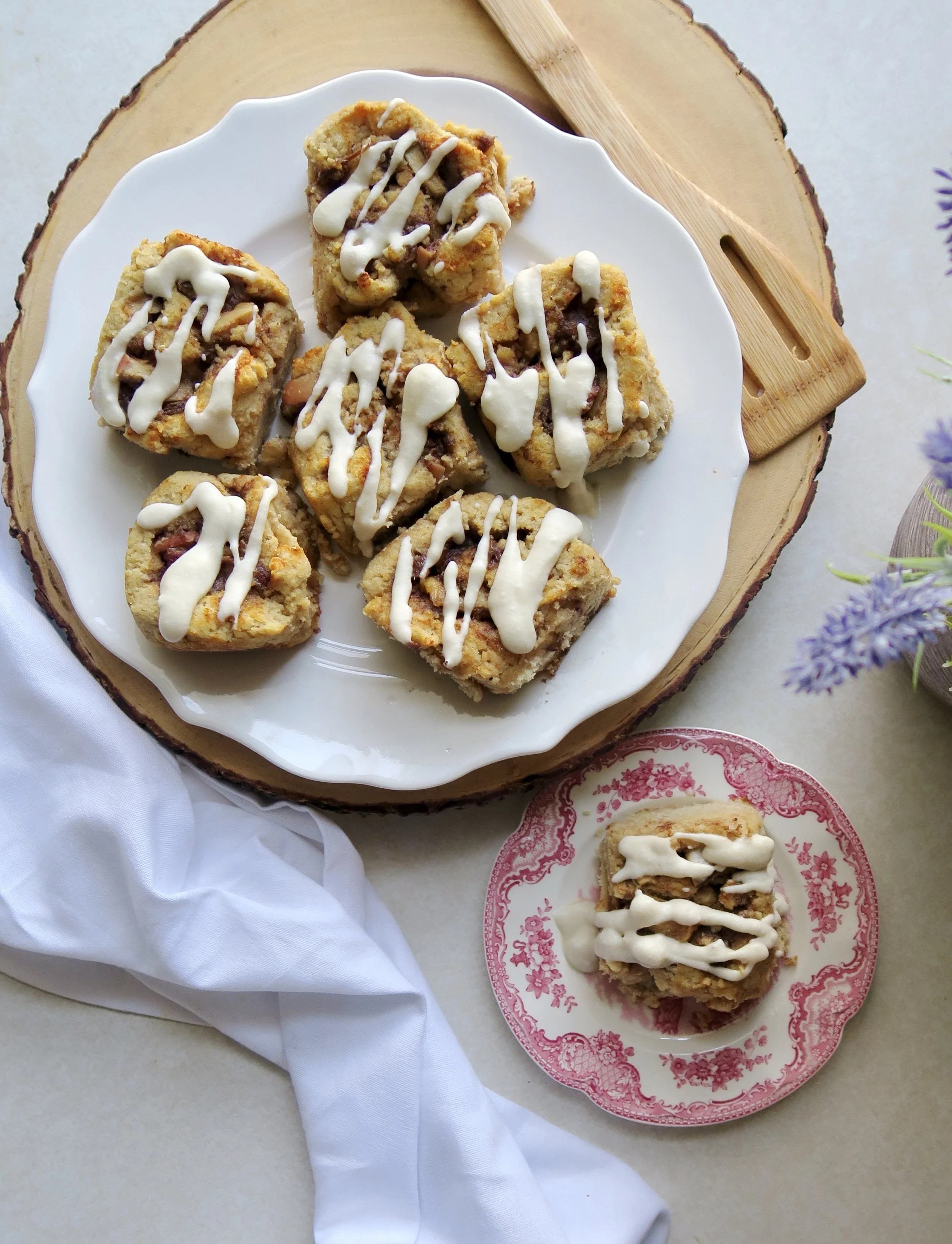 Apple Cinnamon Rolls (Paleo)