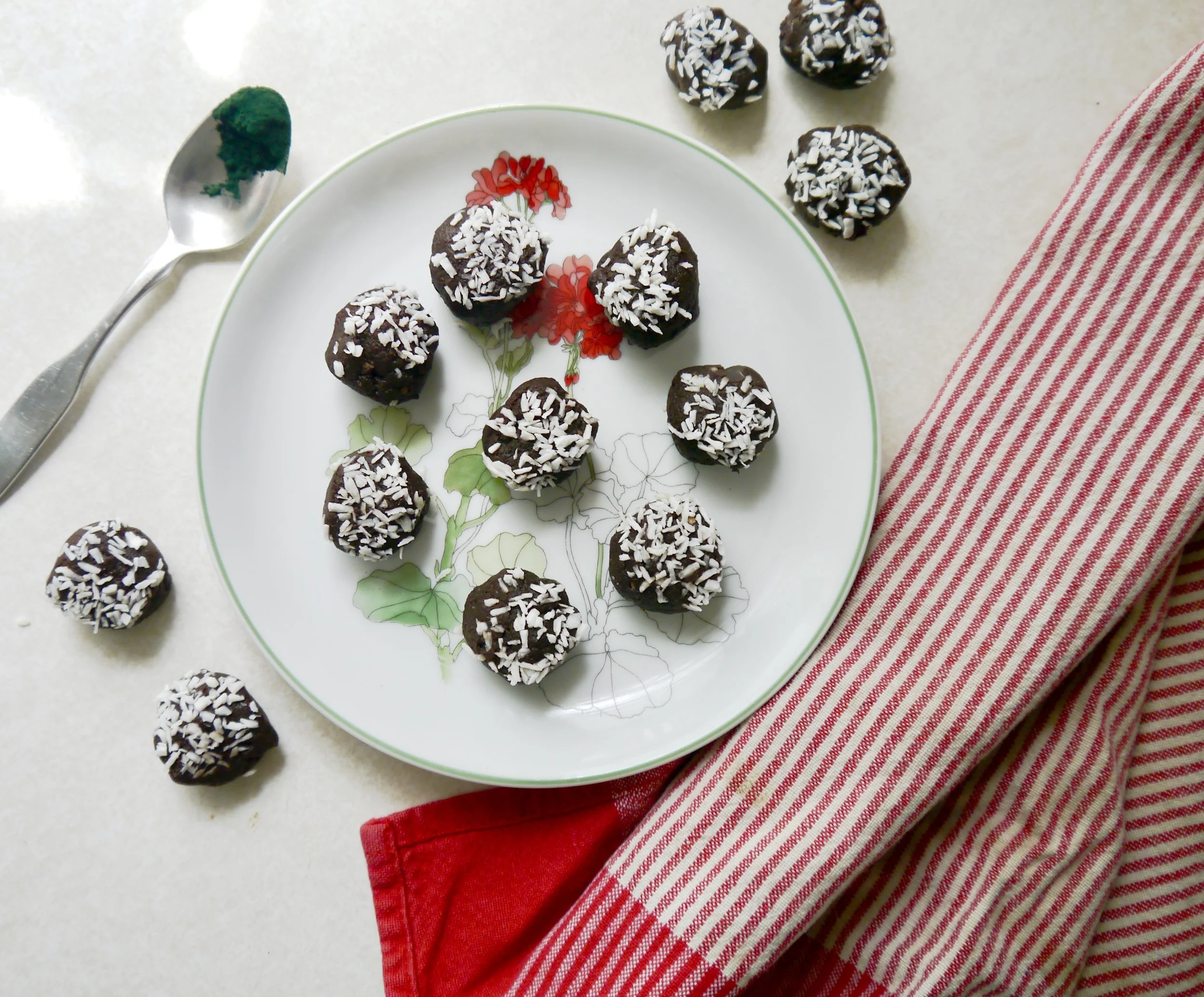 Spirulina Truffles