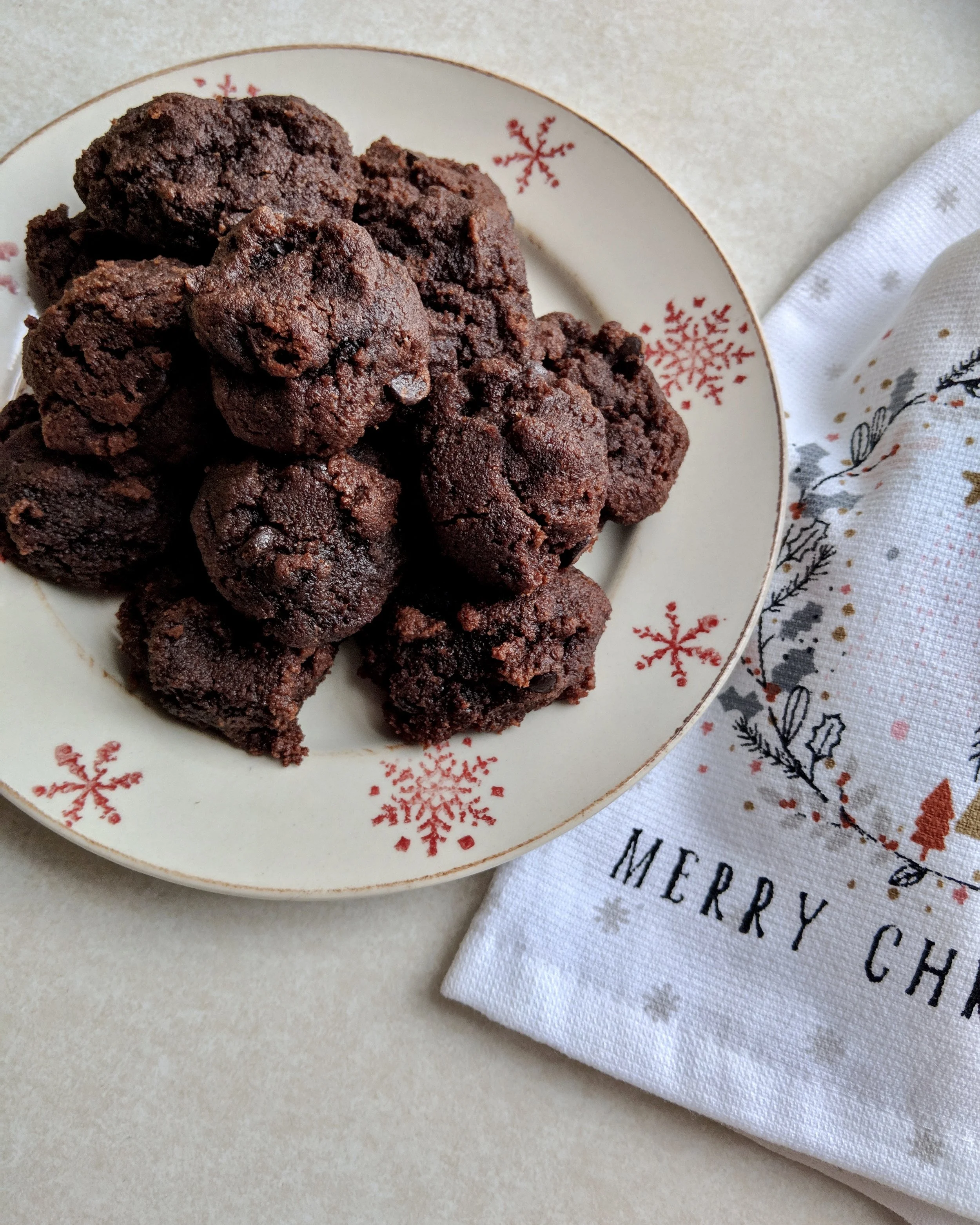 Fudgy Chocolate Cookies (Paleo, Grain Free)