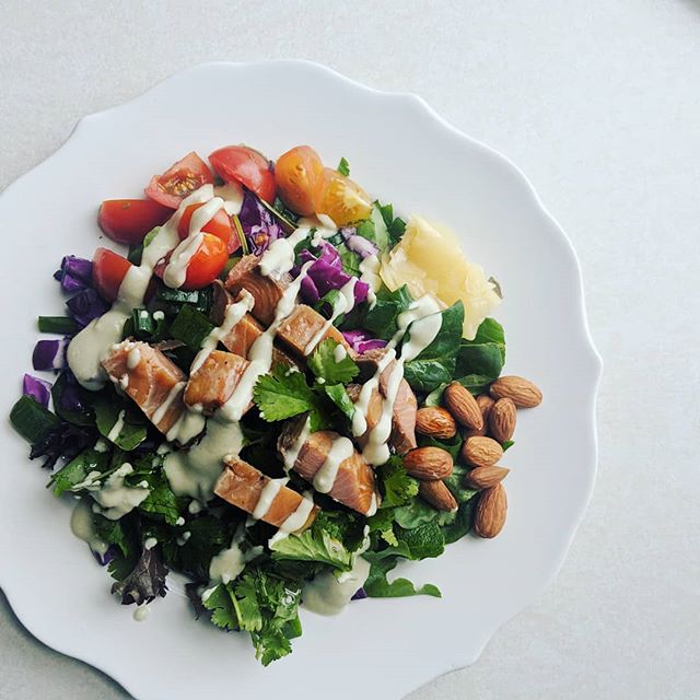 We recreated the NWS Salad from @northernwaterssmokehaus at home today. It's my favorite meal in all of Duluth. Smoked salmon, pickled ginger, wasabi mayo, cilantro, and oh so much more. It was almost as good as the real deal. .
.
.
#eatyourveggies #eatincolor #homemade #weekends #eatathome