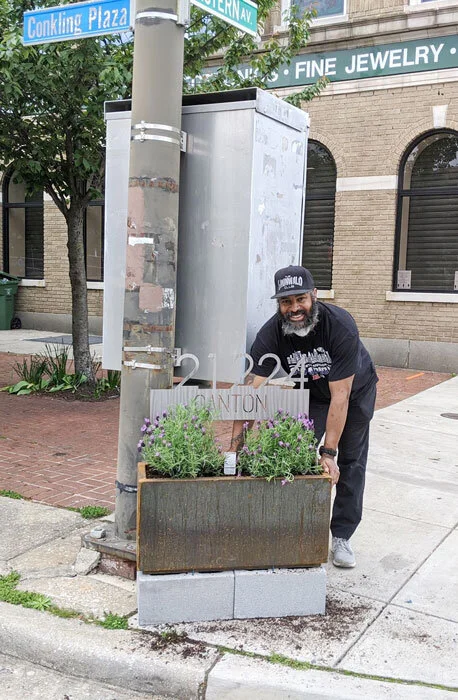 TorbinPlanter-web.jpg