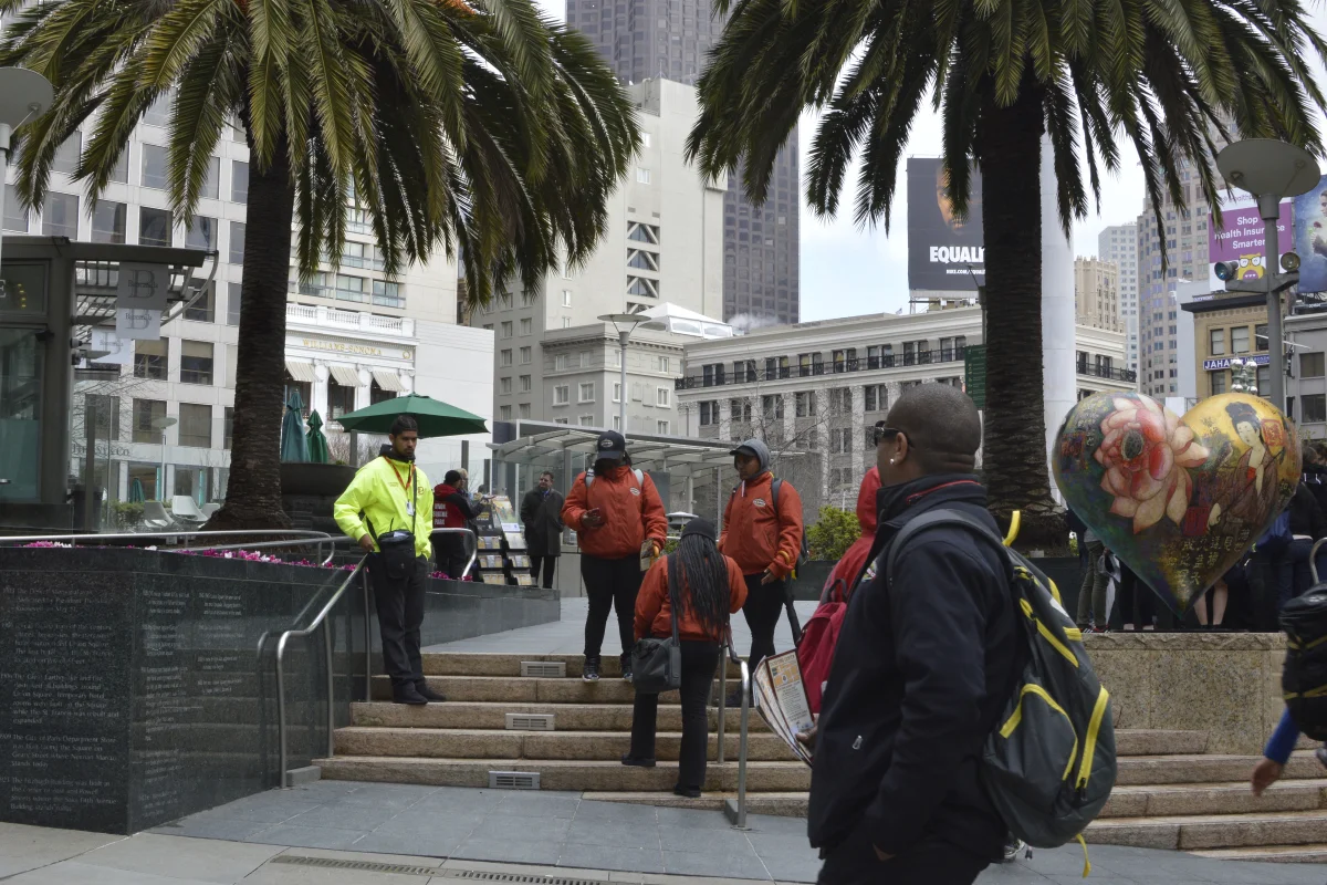Tour guides in San Francisco waiting for business - March2017