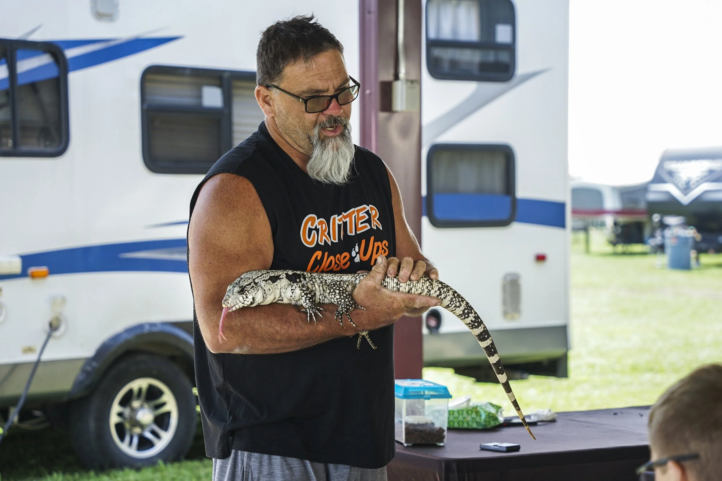 critter closeups lizard.jpg