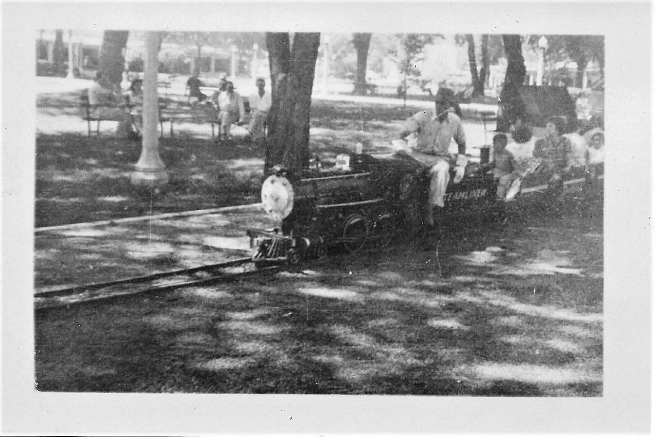 Riverview Park Des Moines Iowa Gallery — D. R. Thatcher