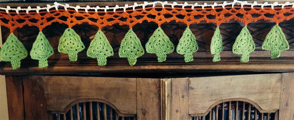 Christmas Tree Garland.jpg