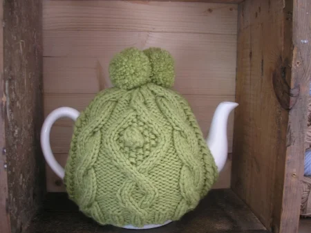 Cable Tea Cosy
