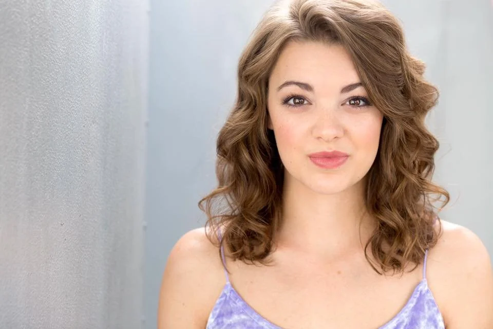 ErinPaxtonHeadshot (1).jpeg