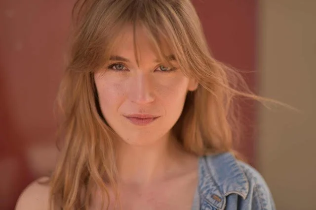 Madelyn Robinson - Headshot.JPEG