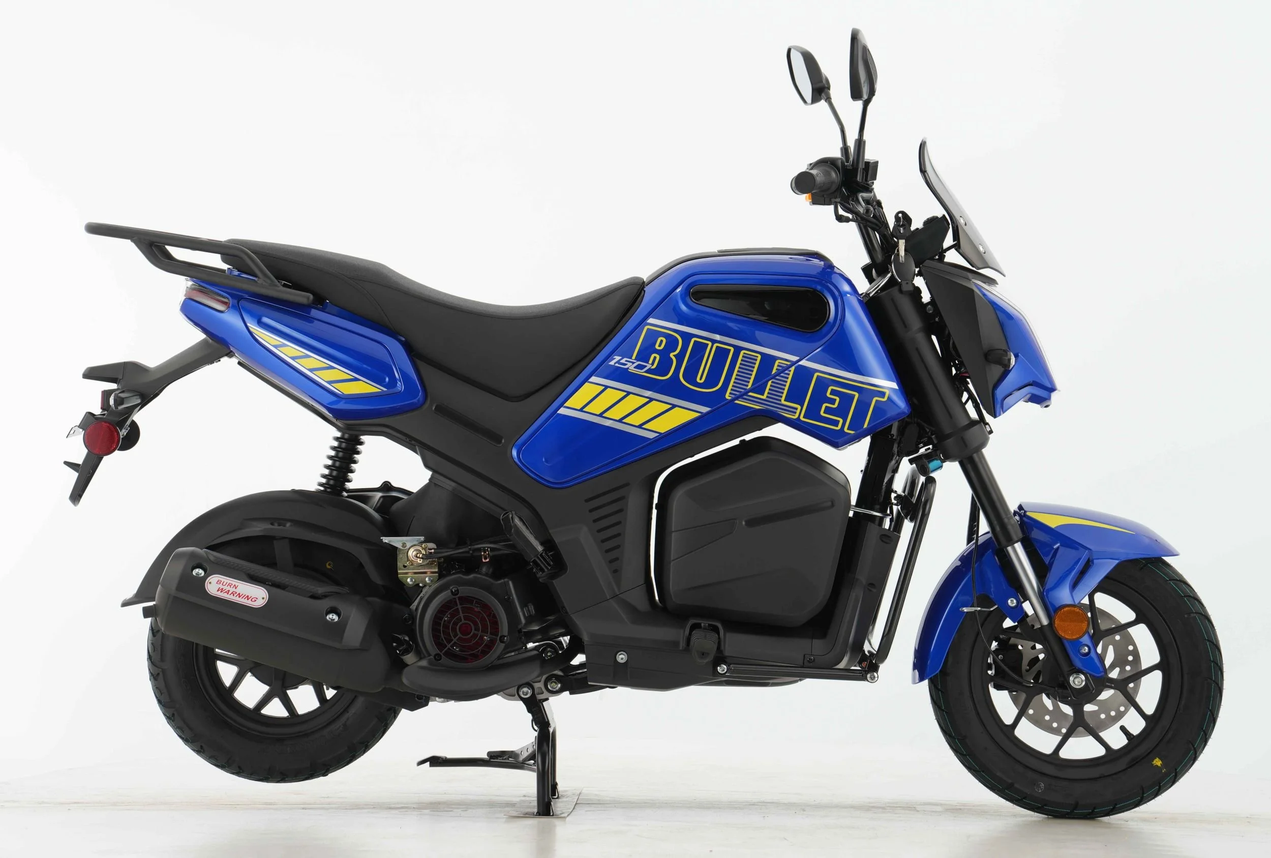 BULLET 150 MOTORSCOOTER SIDE.jpg