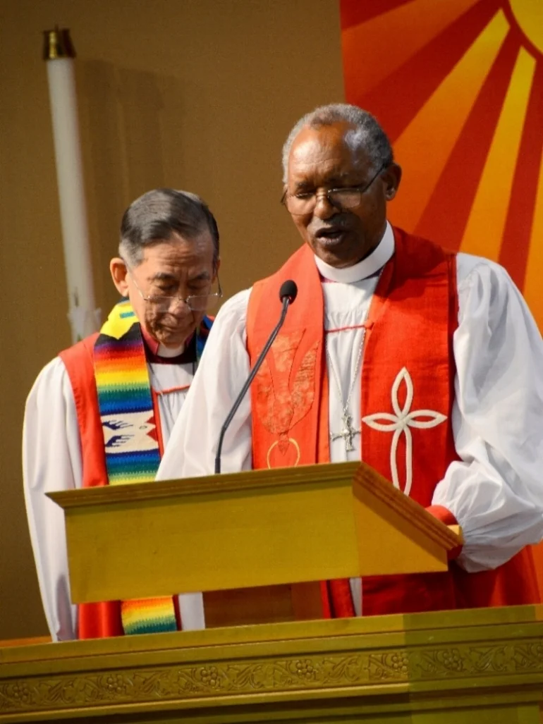 Retired Archbishops Yong (L) and Kolini (R)