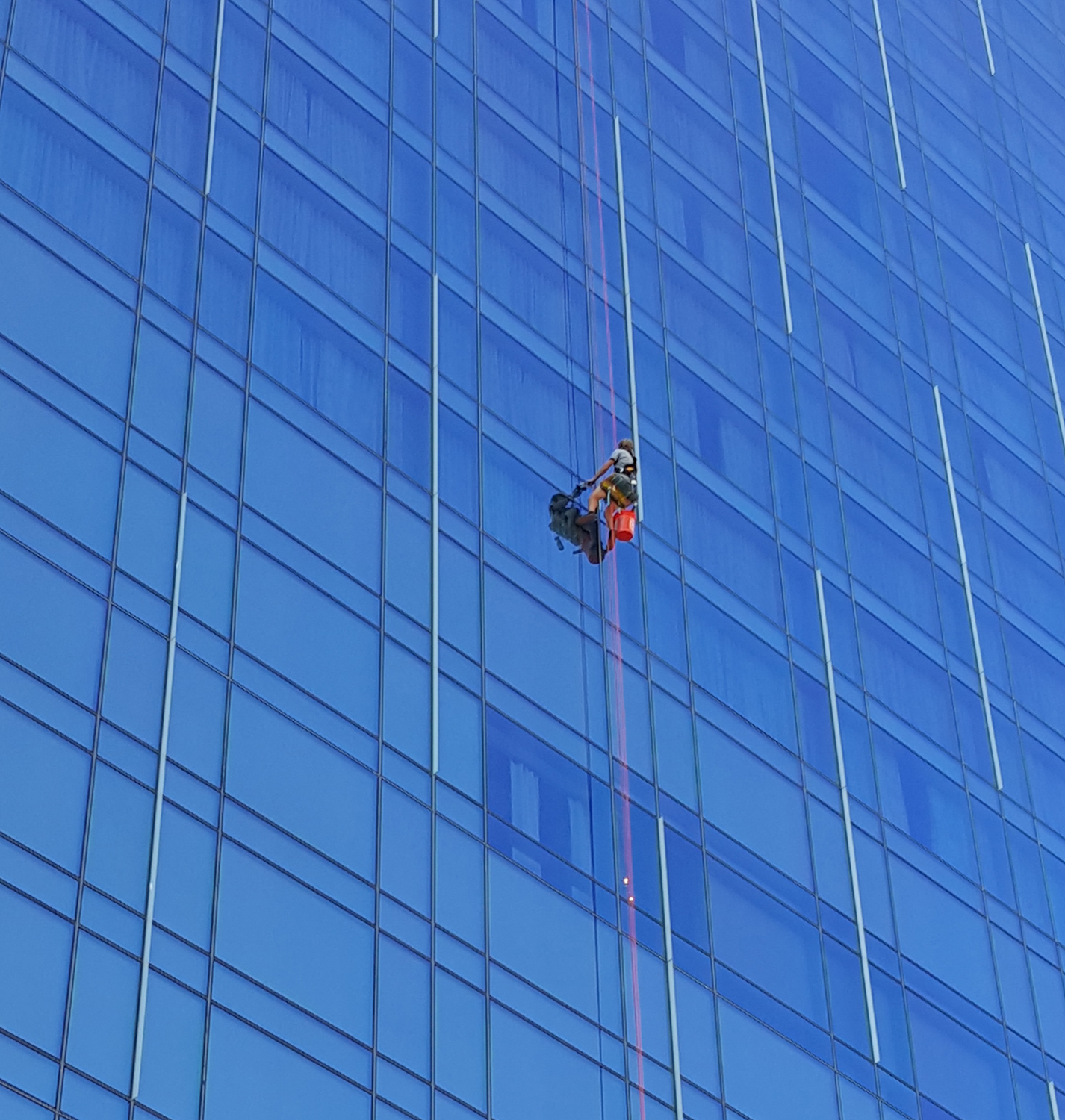 Blue glass bldg1500.jpg
