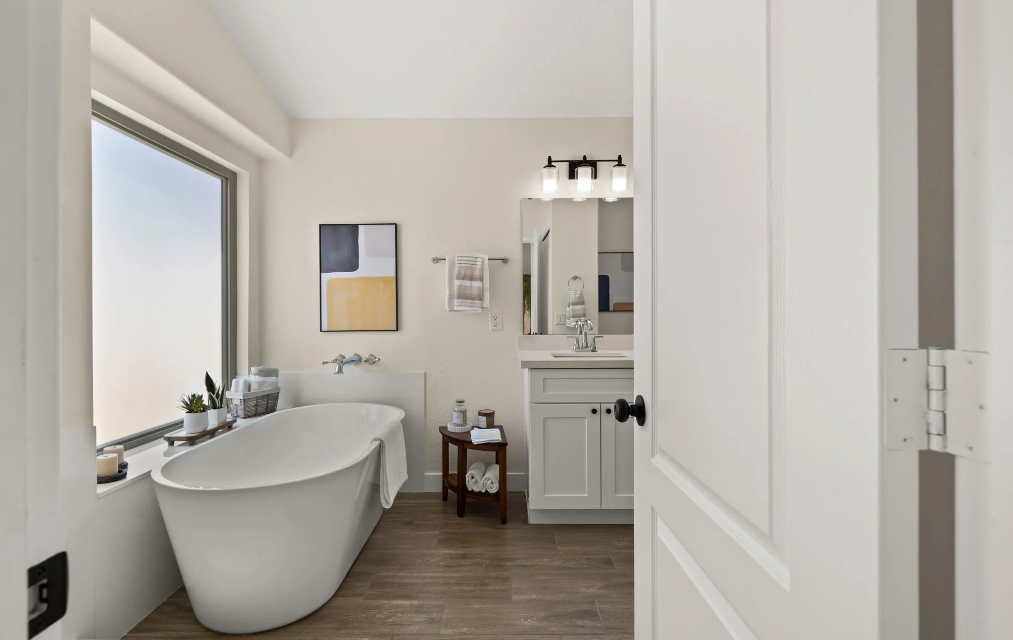 32-web-or-mls-Primary Bedroom2.jpg
