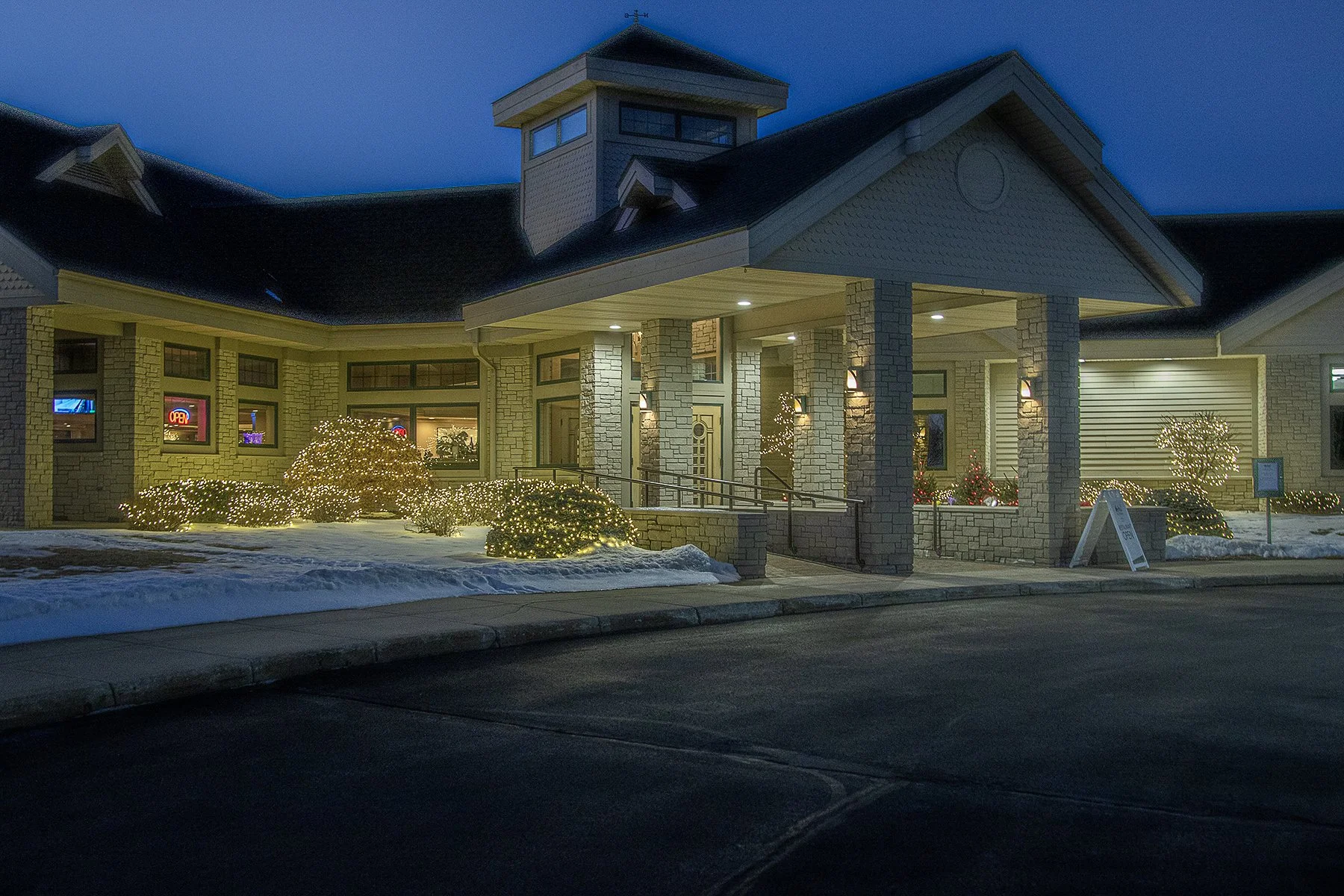 DS8A9060 copy-1800.jpg