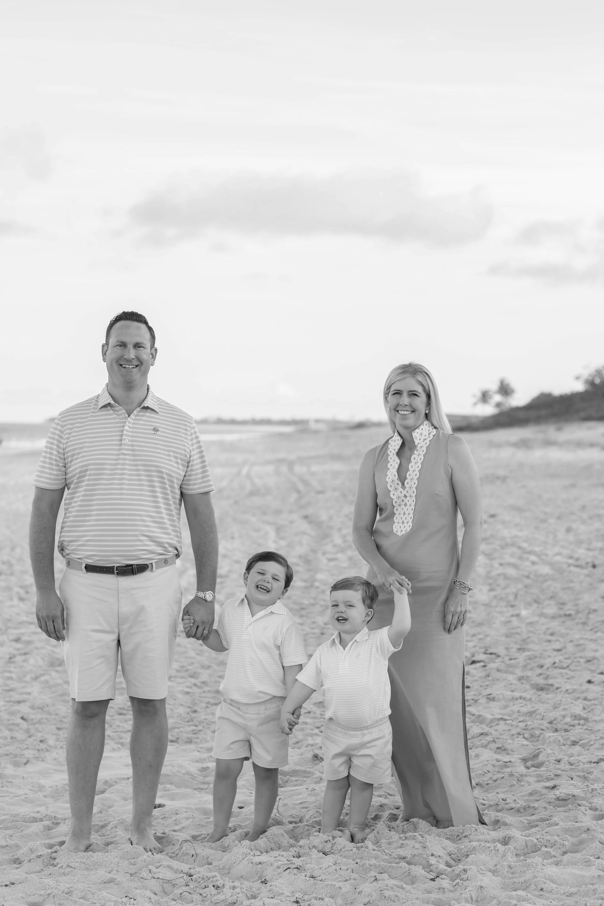 Aughinbaugh Family B&W-35.jpg