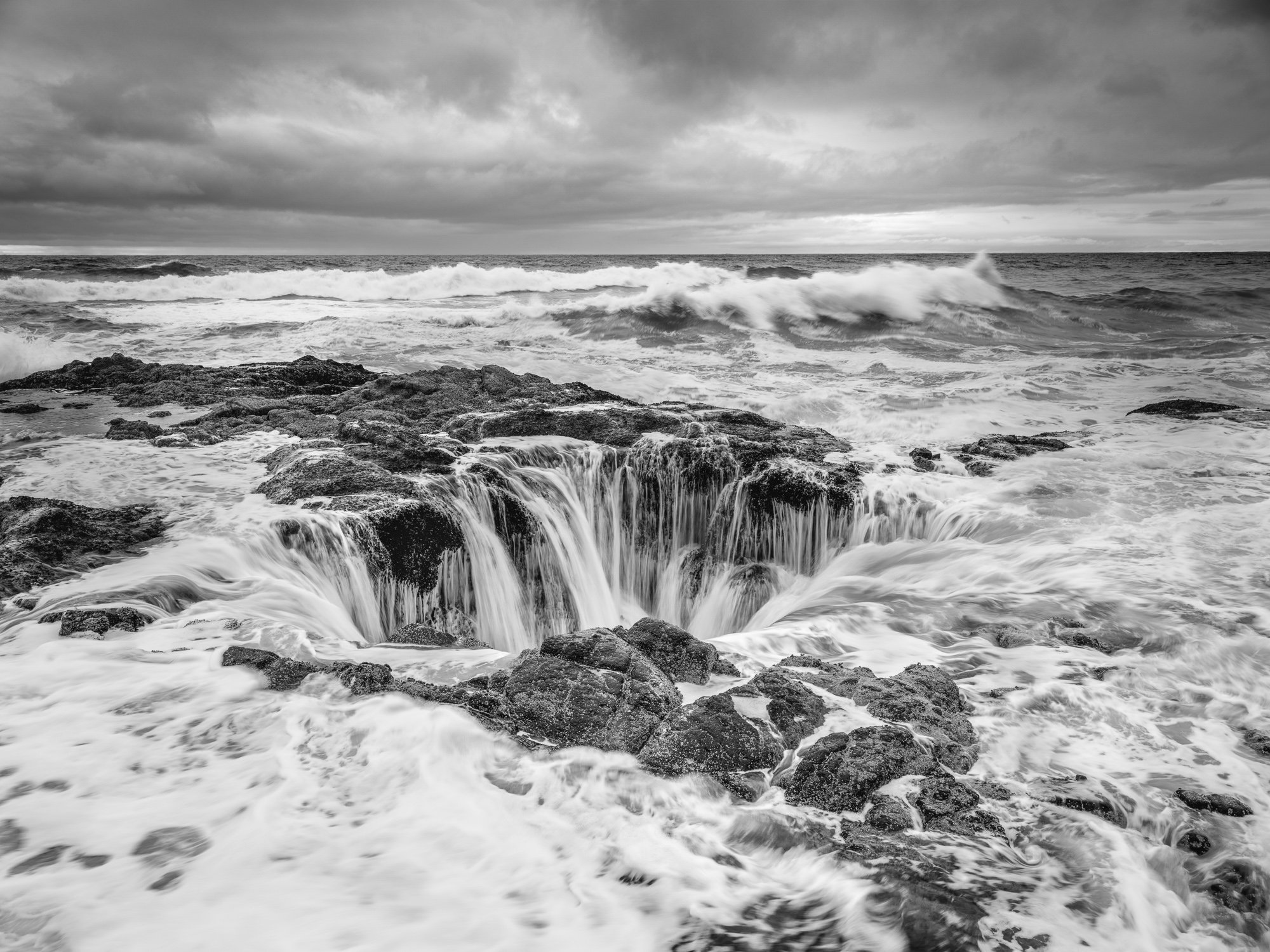 Thor's Well.... The 10K Catwalk