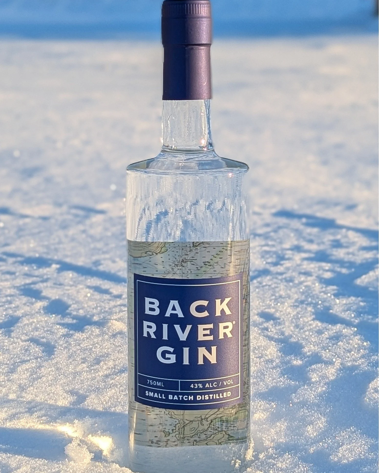 Absence makes the gin grow fonder.

#backrivergin #maine #mainemade #gin #cocktails