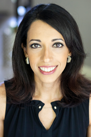 Maki Moussavi is a transformational coach, speaker and writer.