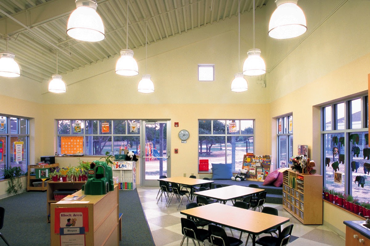 AWindle_ClassRm_01.jpg