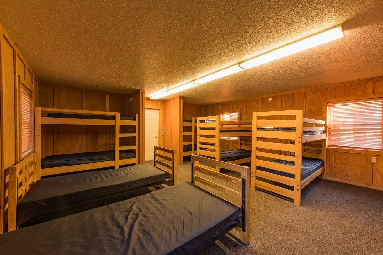 DeluxBunkhouse.jpg