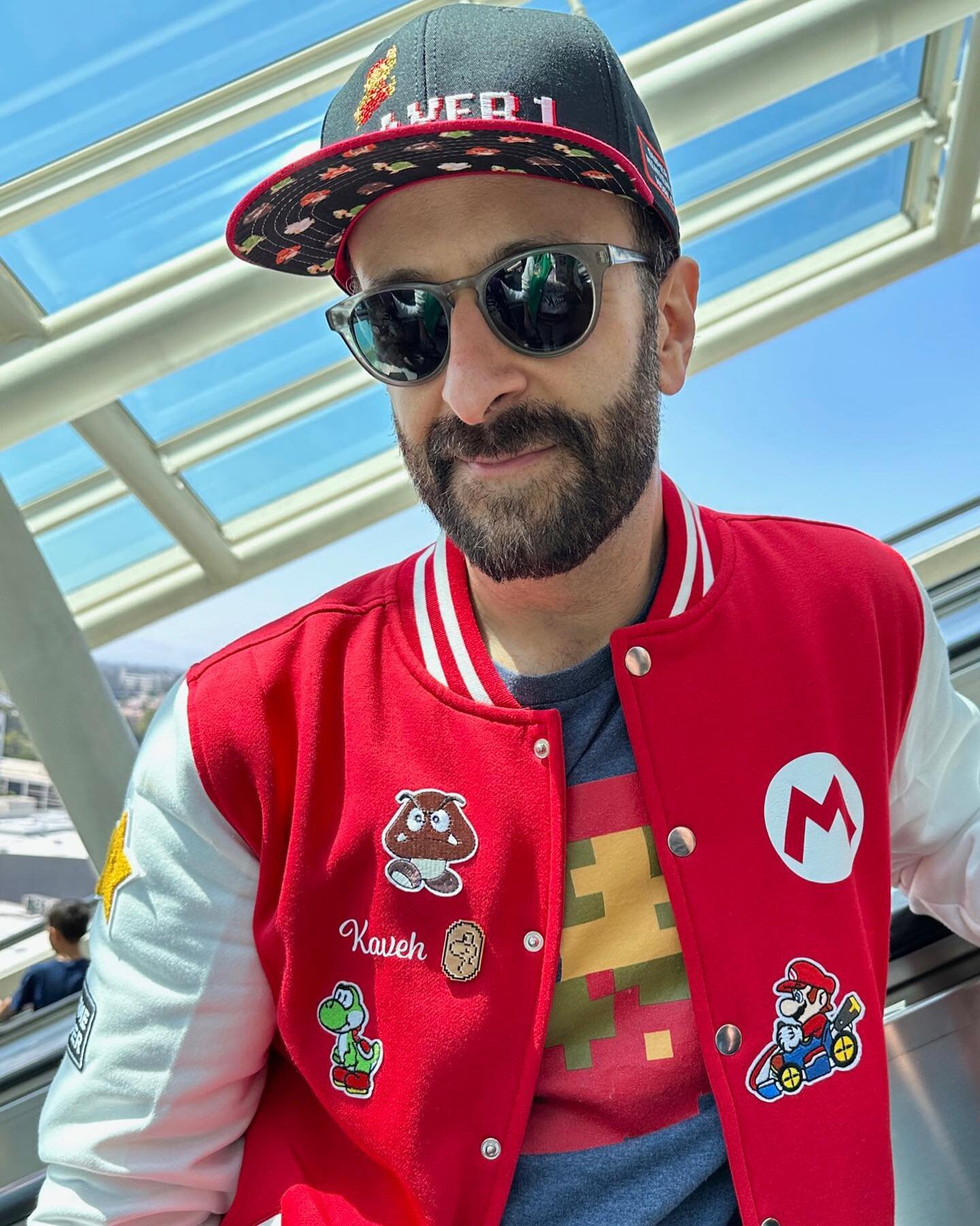 The 40 Year Old Virgin

Holy crap what a day. Just a minor, mini, mini photo dump. Please give @sarahdesigningthings props for the CUSTOM Mario jackets.