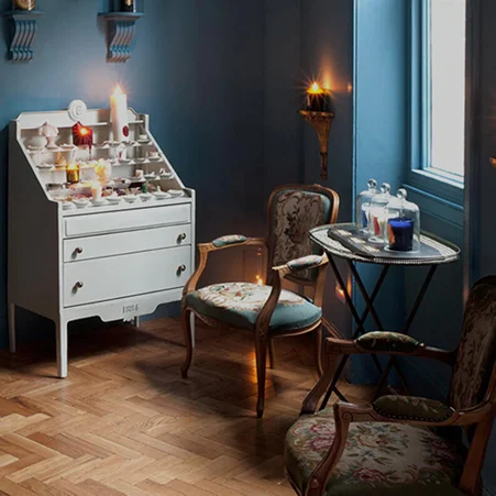 Sink into the world of scents! T: +44 207 486 7590 E: sereitha@united-perfumes.com W: www.trudon.com 