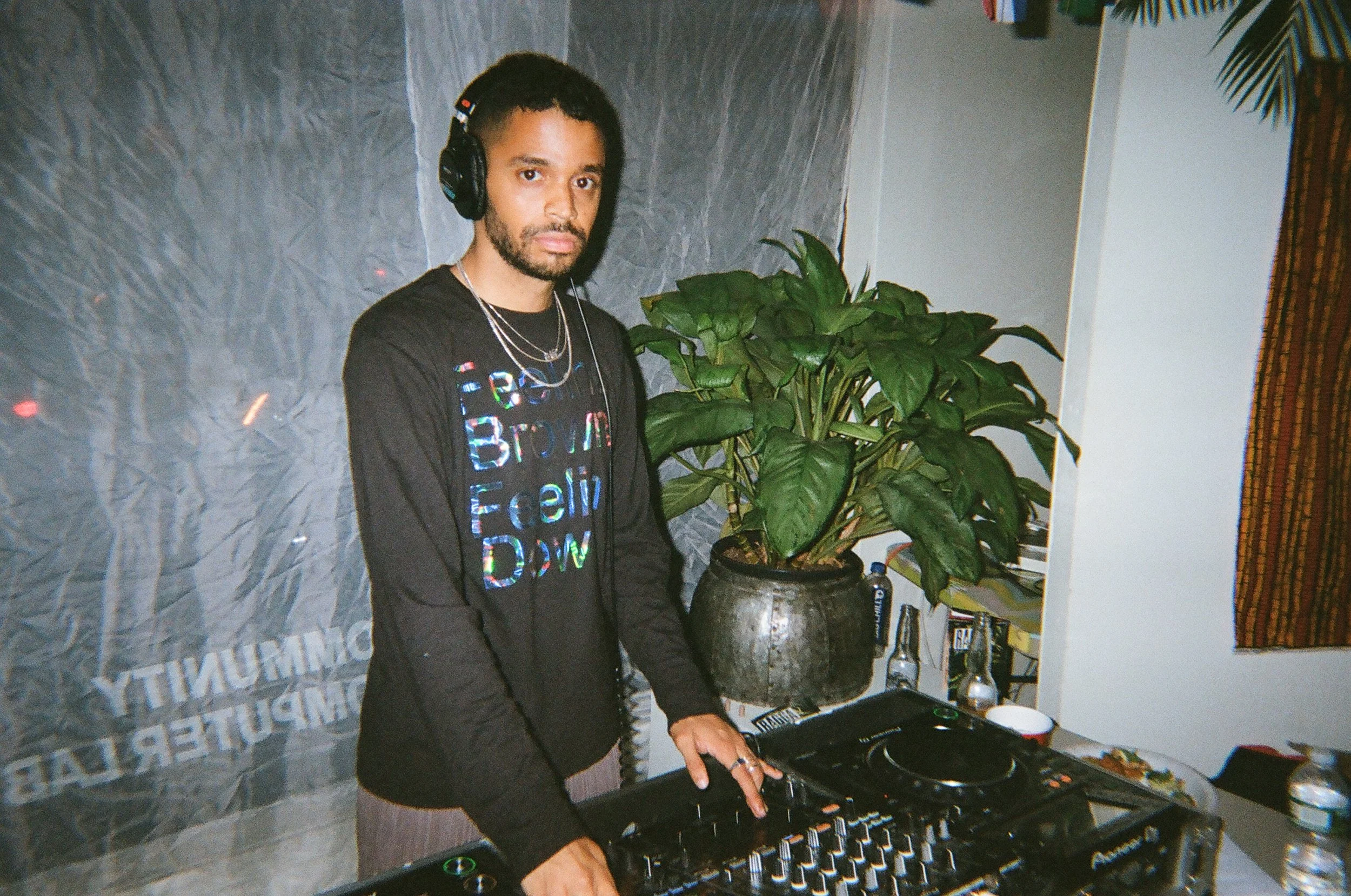  From the RAGGA family Oscar Nñ reppin Honduras and DeVonn Francis (founder of Yardy NYC) reppin Jamaica.  Yardy Nyc is a food media + event company in New York. Yardy focuses on the series of justices + injustices connected through queer + migrant c