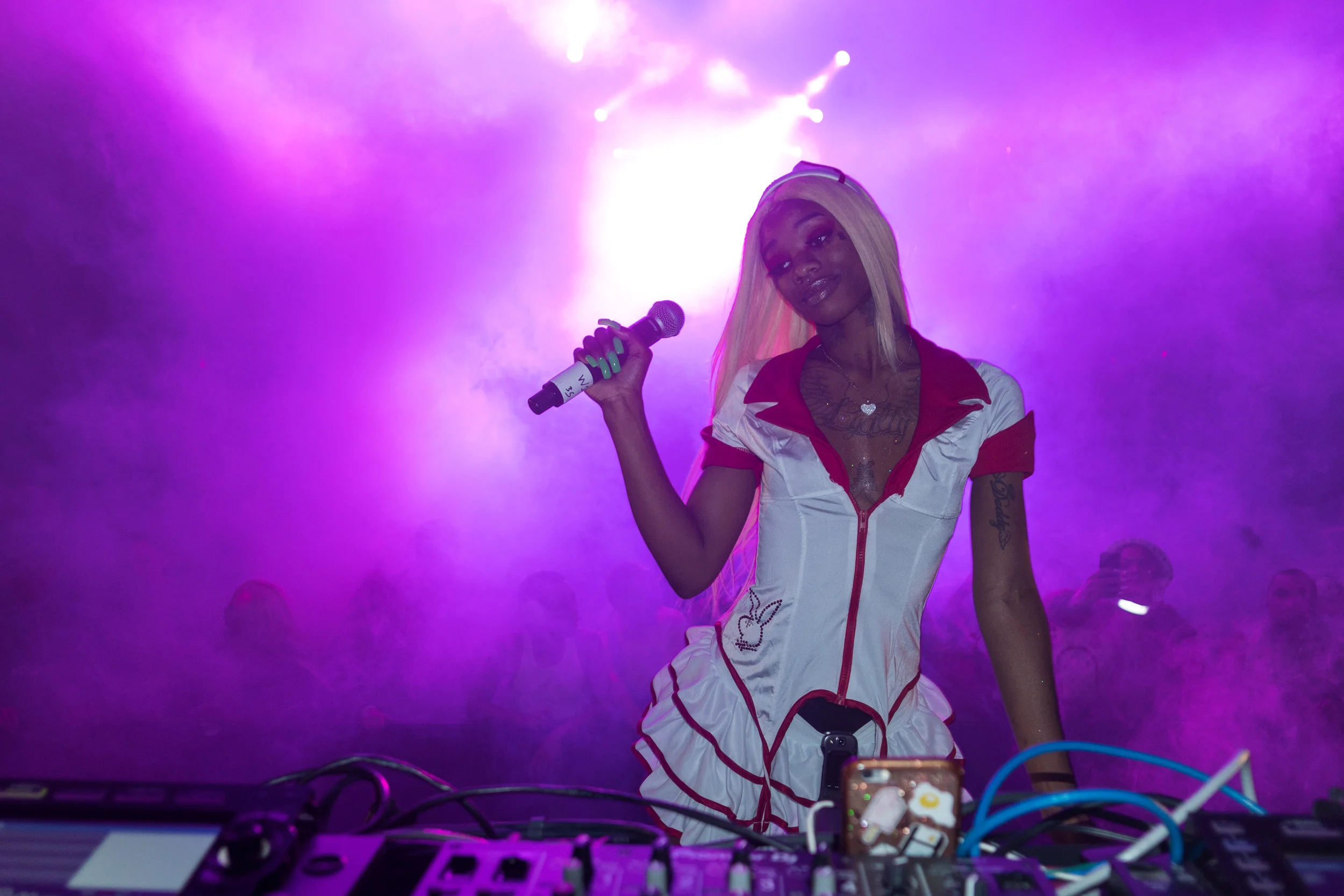 clubglow10.18_-43.jpg