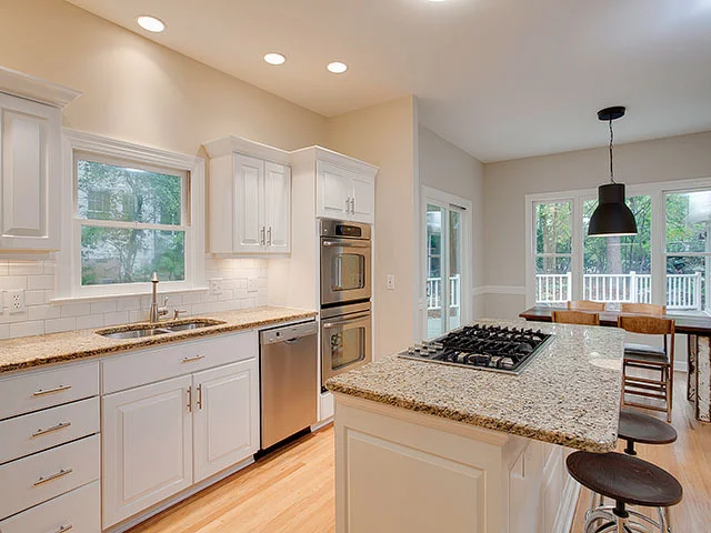 after kitchen island to breakfast 2.jpg