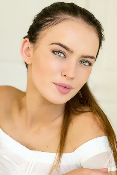 Headshots Wellington for Model Headshots and Modelling Portfolios