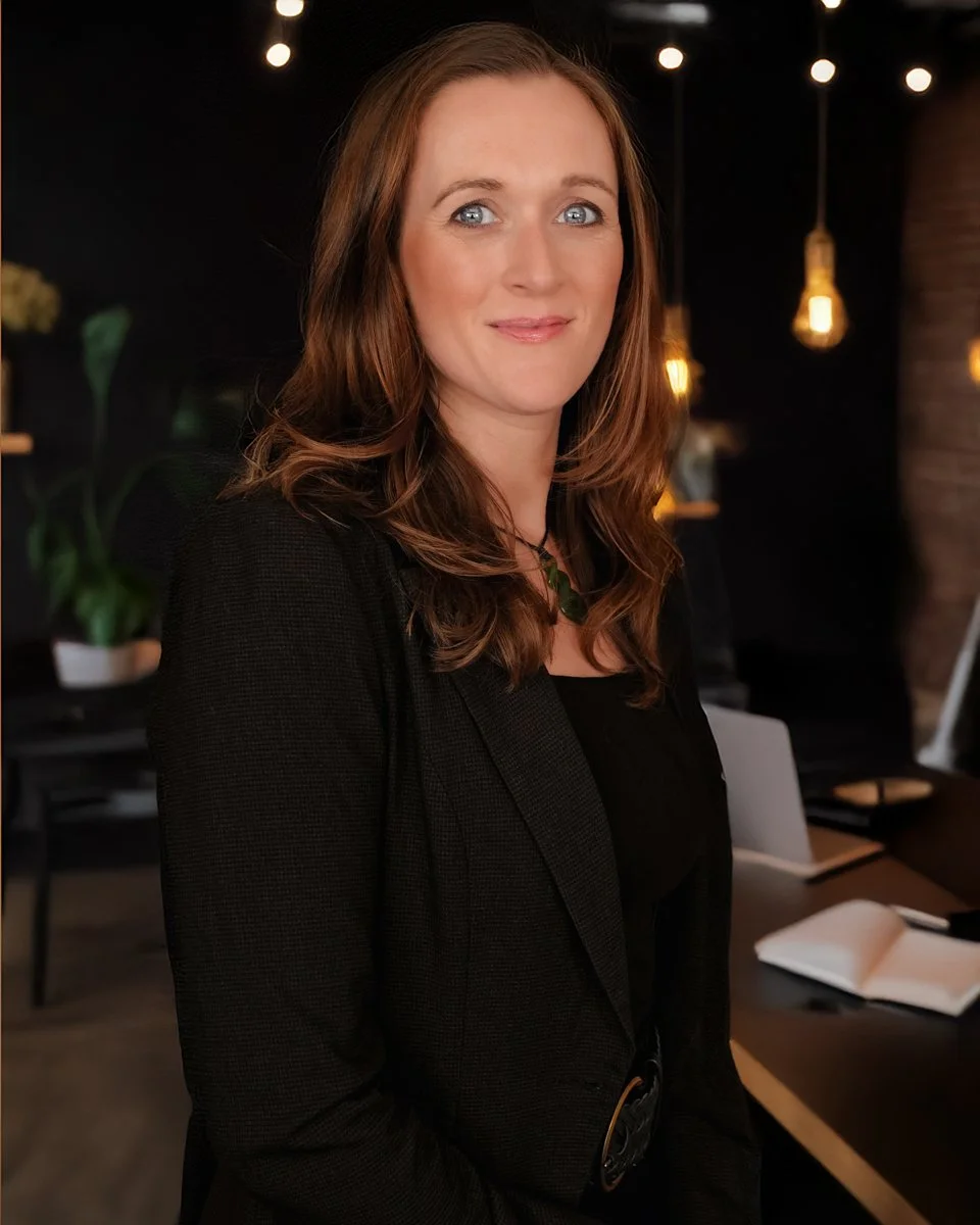 Toni
#SustainabilityConsultant #StrategicLeader #GlobalThinkTank #PolicyExpert #ProfessionalHeadshot
#CircularEconomyLeader #SustainableDevelopment #GlobalChangemaker
@Toni Grace
@Headshots.nz